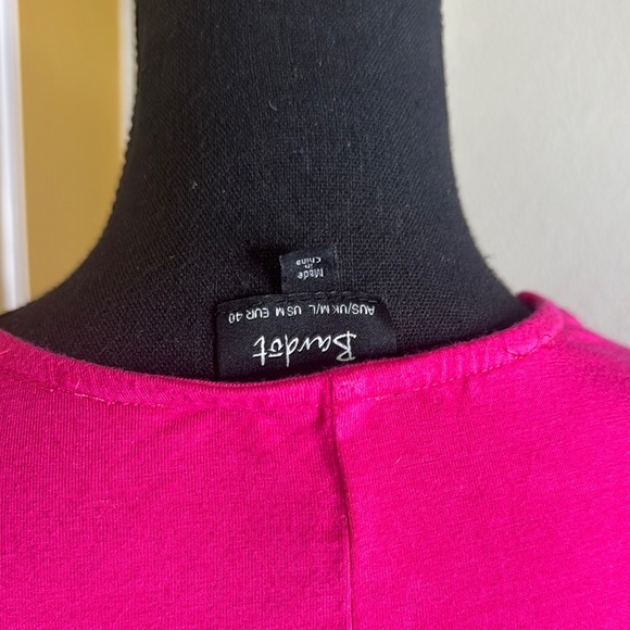 Elegant Pink Sleeveless Top - Picture 7 of 11